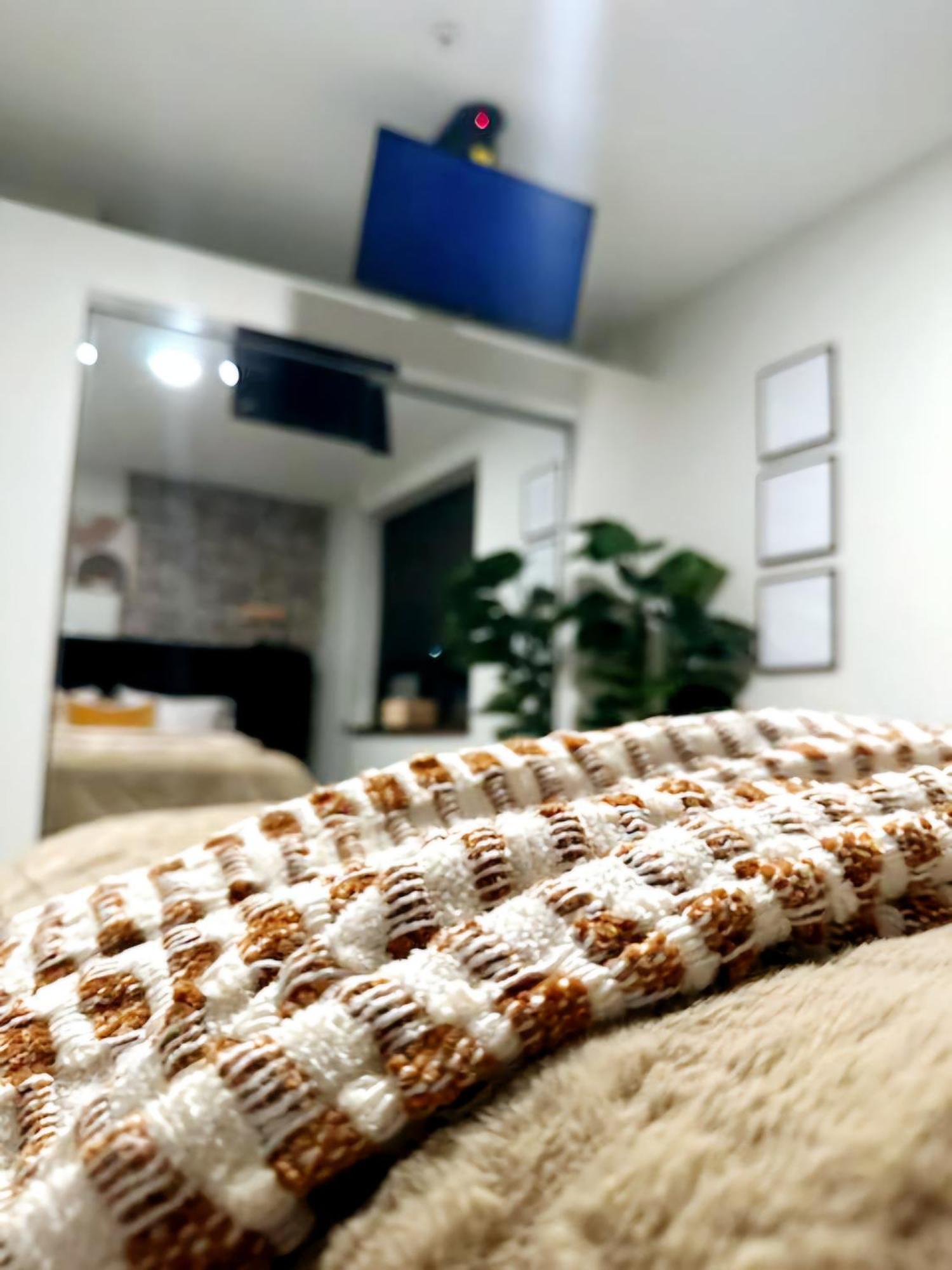 Contemporary Downtown Condo Τζάκσονβιλ Εξωτερικό φωτογραφία